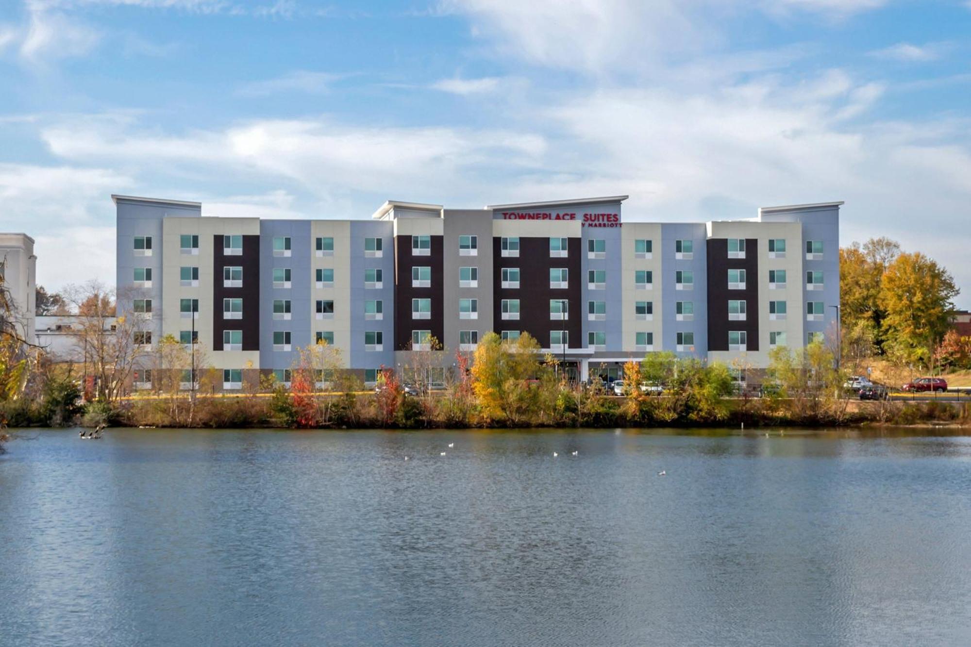 Towneplace Suites By Marriott Richmond Colonial Heights Eksteriør billede